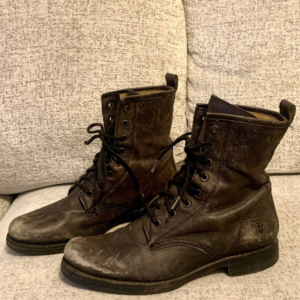 Black Stonewash Frye Veronica Combat Boots, 8